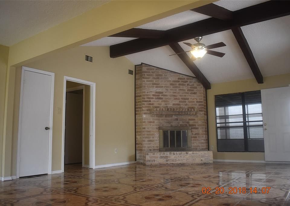 1st image of 1119 Newport Blvd