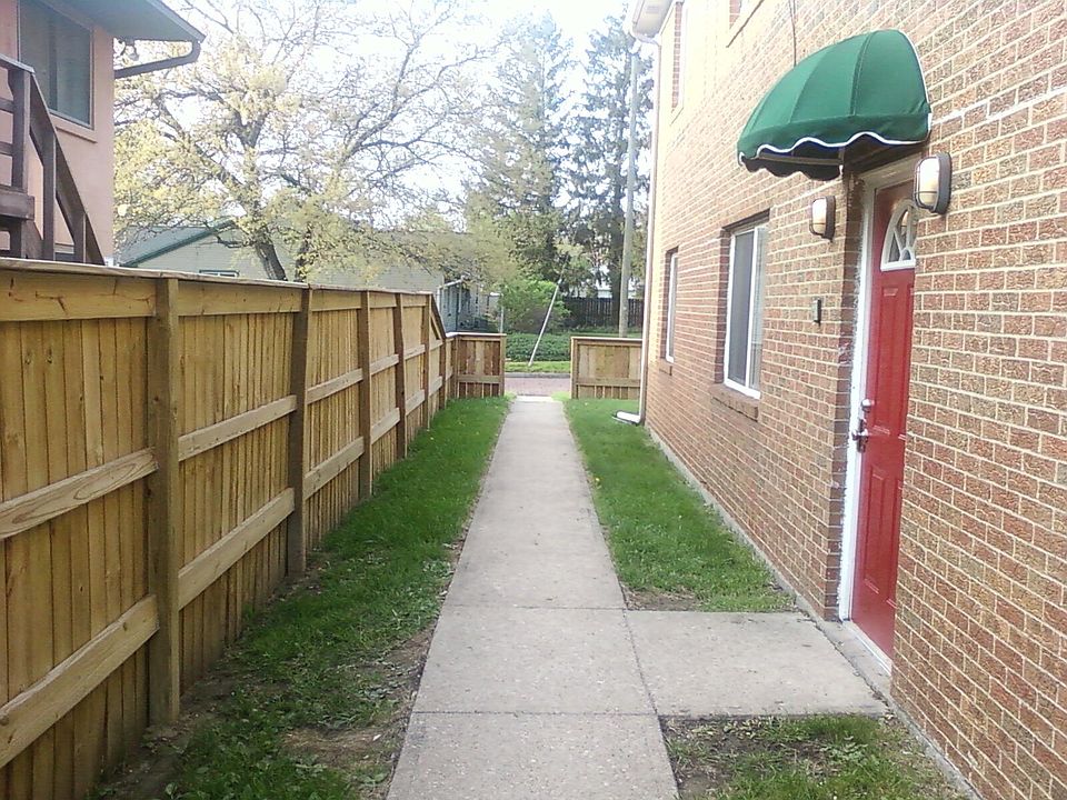 Welcoming front entry