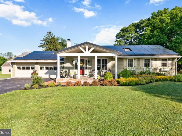 41 Denton Dr, Glenmoore, PA 19343