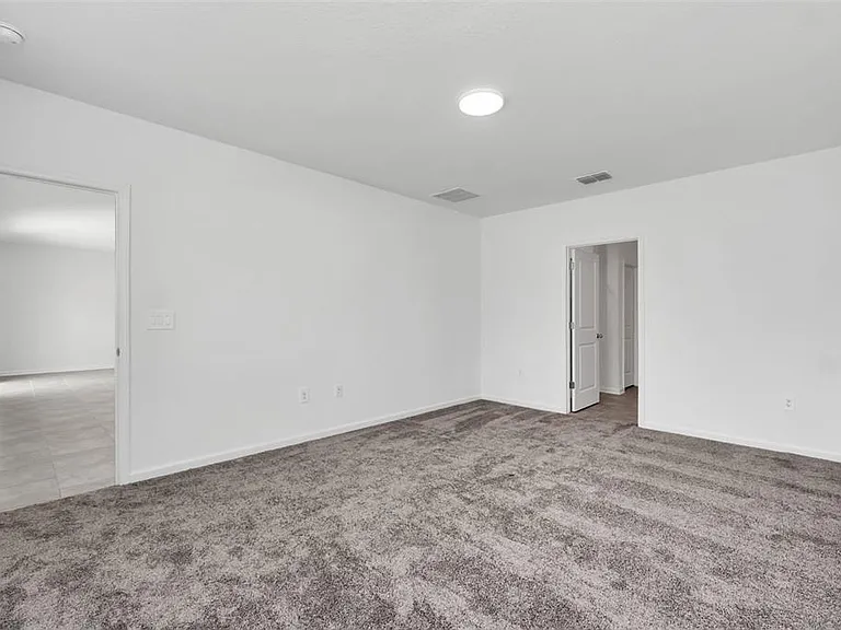 243 Hayley St — Photo 15