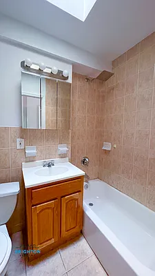 Rented by Brighton Management | media 5