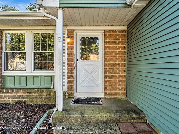 5th image of 13B Birchwood Dr