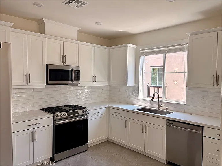 3816 Verdana — Photo 9