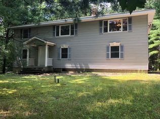 118 Pleasant Ln, Milford, PA 18337