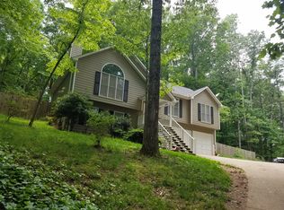 1028 Laurel Lake Dr, Ball Ground, GA 30107