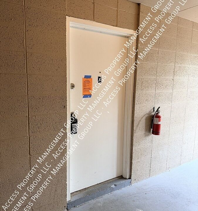 1st image of 3210 Charlesgate Ave SW APT D