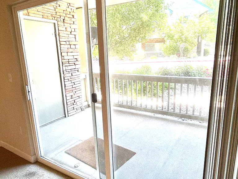 5225 White Willow Dr #H110 — Photo 18