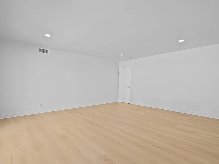 4159 Regal Oak Dr — Photo 22
