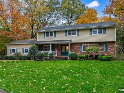20 Stephan Ct, Woodcliff Lake, NJ, 07677