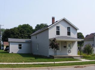 1017 S Madison St, Ludington, MI 49431