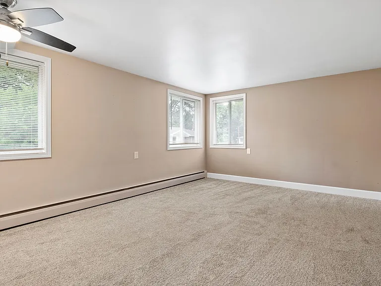 Stonewood Apartments — Photo 2