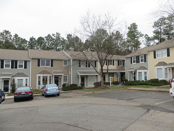 2nd image of 507 Darby Glen Ln