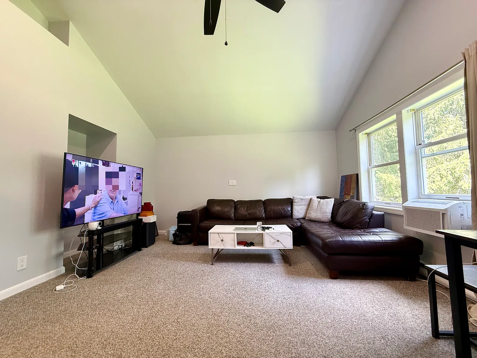 2 bed, 800 sqft, $2,995 — Photo 2