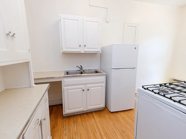 Grand Place Apartments — Photo 26