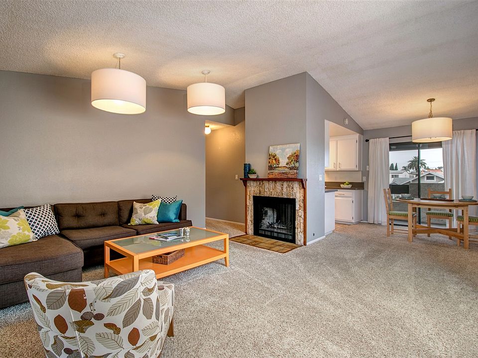 1st image of 4549 33rd St Unit 4