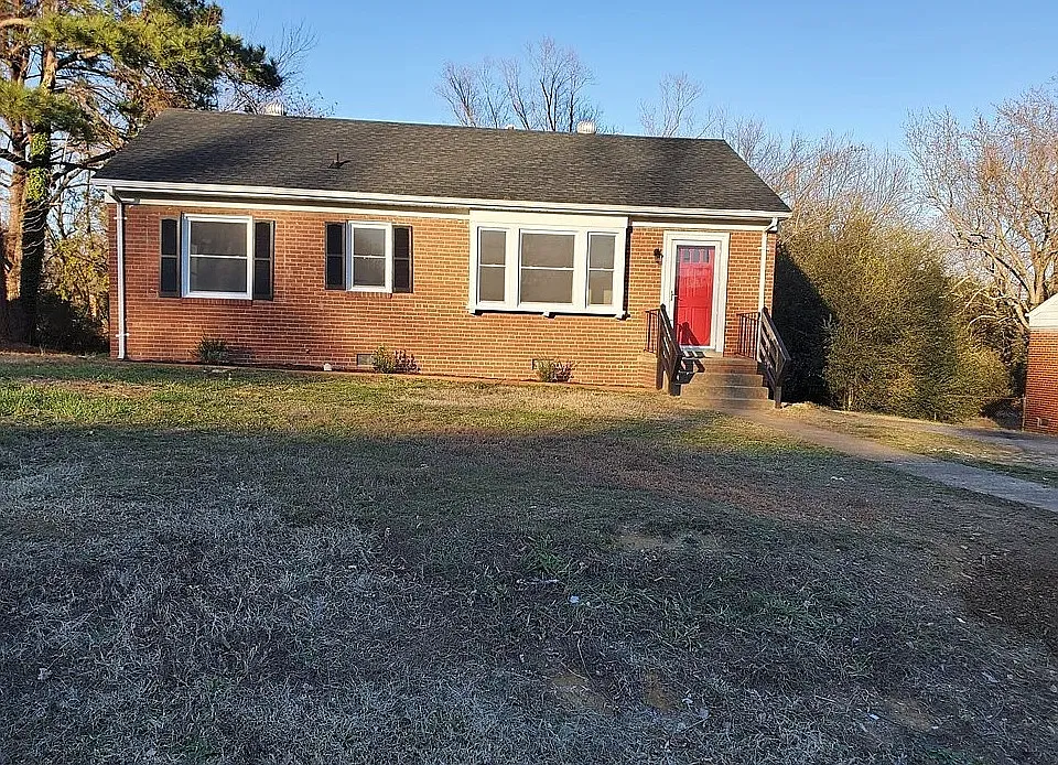 1816 Lyndover Rd