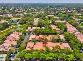 5240 Majorca Club Dr, Boca Raton, FL 33486