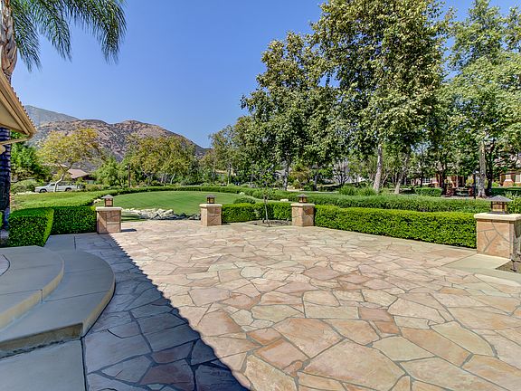 2nd image of 1035 Fuller Dr