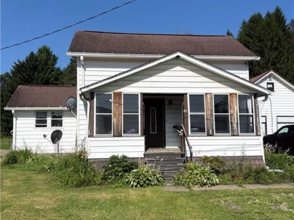 45 Deerlick St, Sheffield, PA 16347