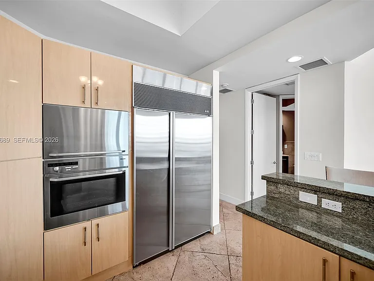 100 S Pointe Dr #801 — Photo 26