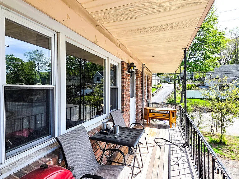 16 E Belmont Ave #8 — Photo 1