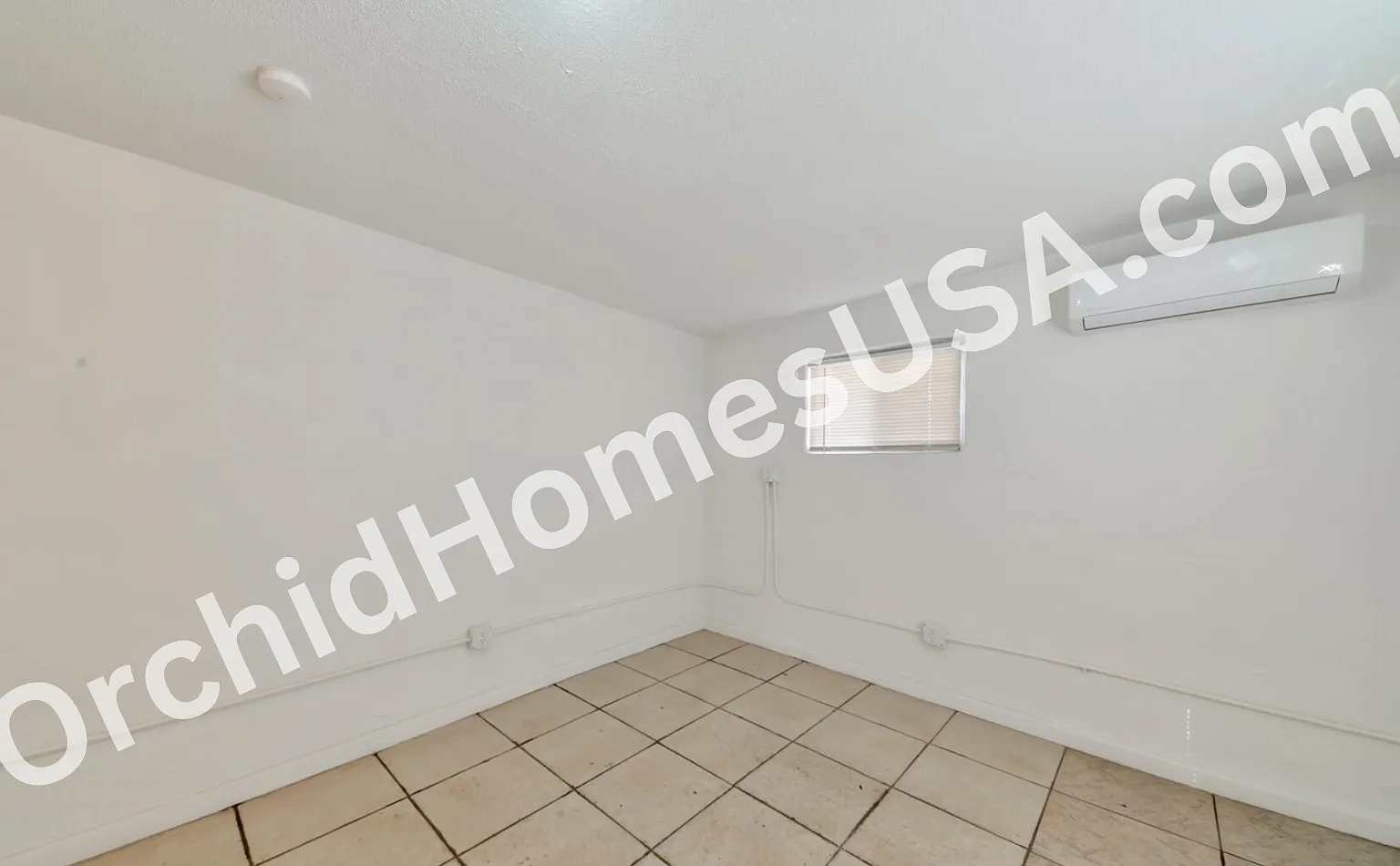 909 S 35th Ave — Photo 3