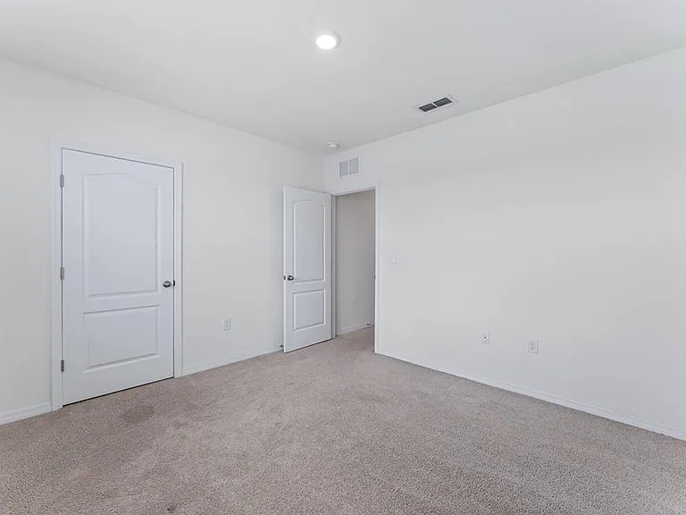 5038 Foxglove Cir — Photo 30