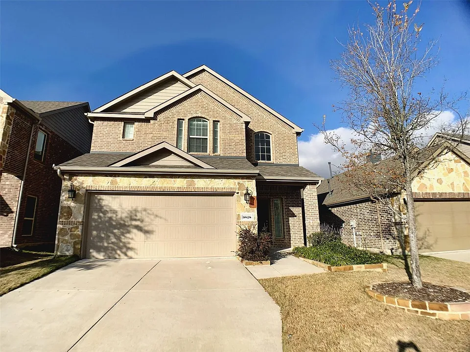 9828 Moccasin Creek Ln