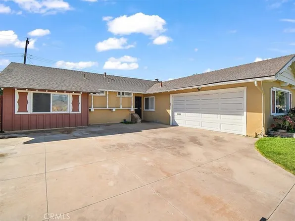 9112 Pioneer Dr, Huntington Beach, CA 92646