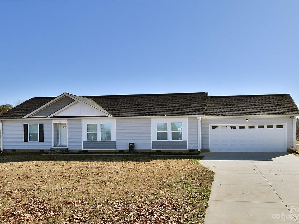 1st image of 110 Country Meadows Dr
