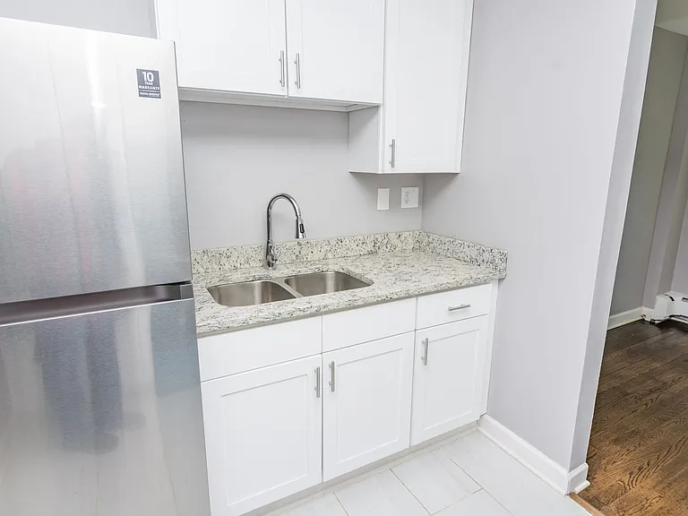 1962 E 71st Place — Photo 10