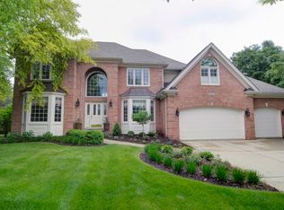 1747 Baybrook Ln, Naperville, IL