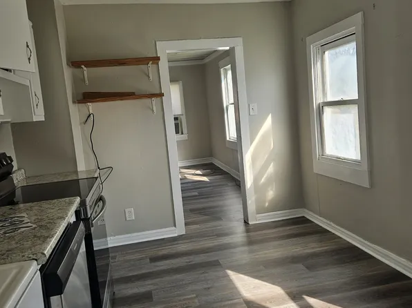 909 E 28th St, Sheffield, AL 35660