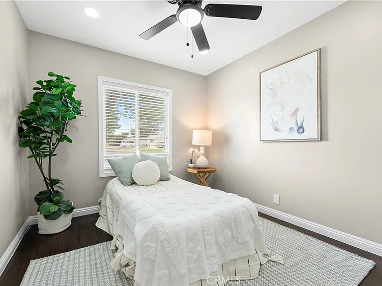232 Olive Pl — Photo 16