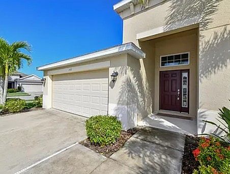 3rd image of 2180 Terracina Dr