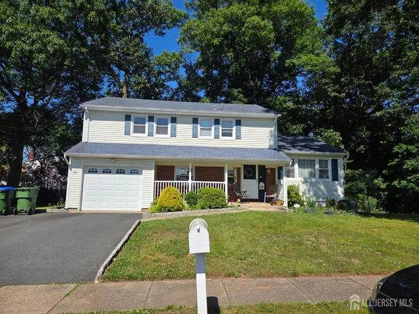 55 Lench Ave, Edison, NJ 08820
