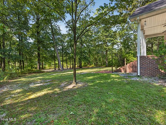 4th image of 427 Tracy Brown Road