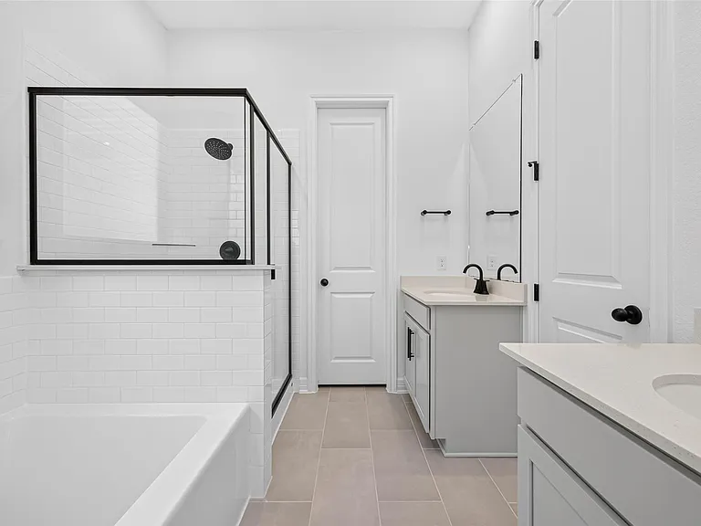 23639 Red Rowan Ln — Photo 25