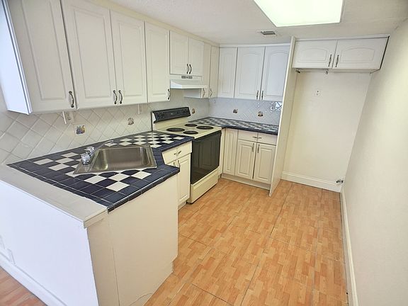 4th image of 6638 SW 41st St #6638