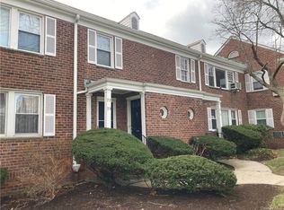 77 Lawrence Park Cres #77, Bronxville, NY 10708