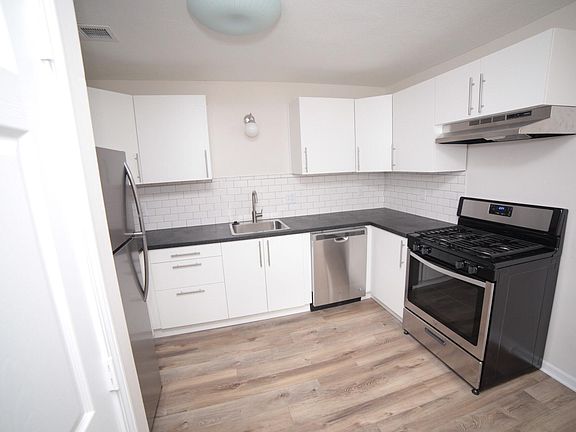 4th image of 2812 W 43rd Ave #3