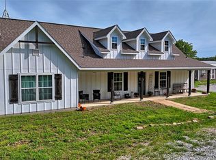 657 Pink Wilson Rd, Bowie, TX 76230