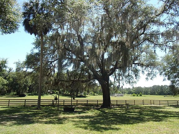 4th image of 1883 County Road 308