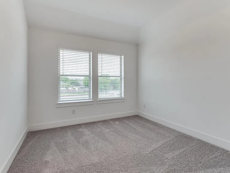 7613 Reis Ln — Photo 22