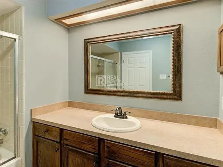 234 Samuel Blvd #P-1 — Photo 20