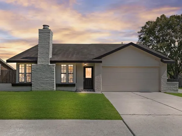8619 Pottinger Dr, Houston, TX 77083