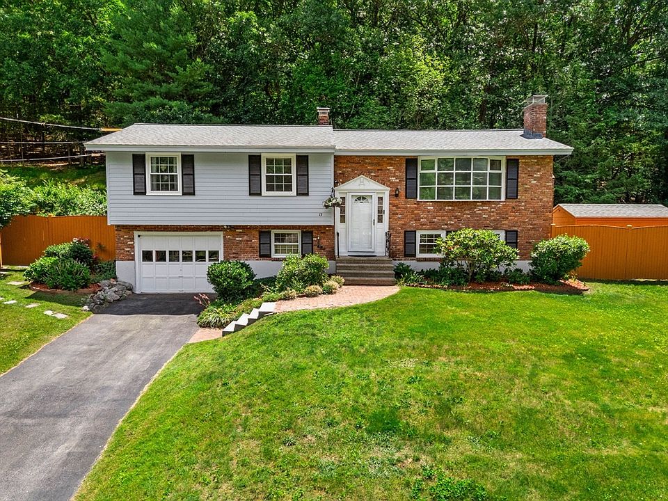 1st image of 15 James Rd