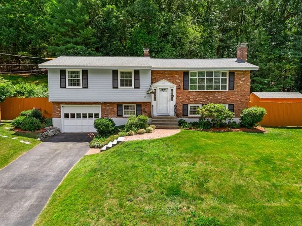 15 James Rd, Ipswich, MA 01938