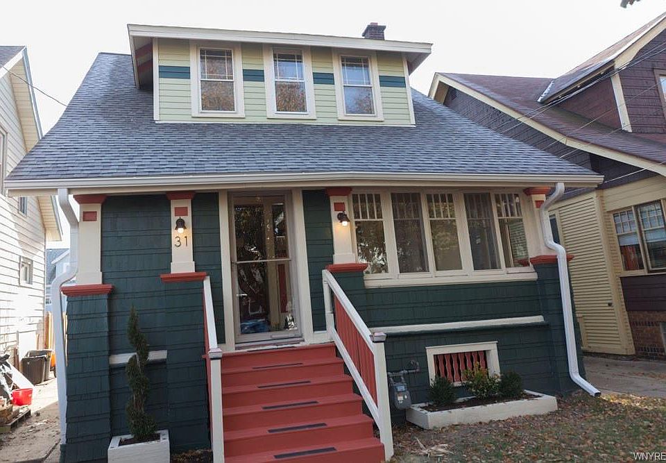 1st image of 31 Eaglewood Ave