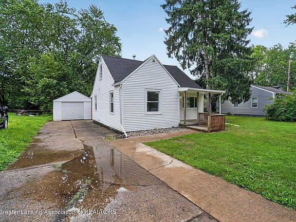 2nd image of 3331 Viking Rd